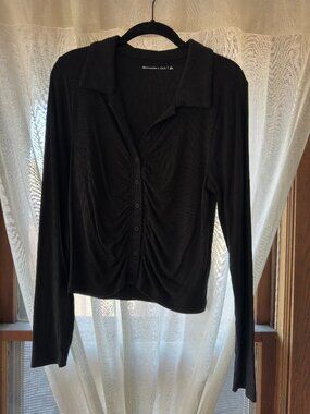 Black Long Sleeved Top